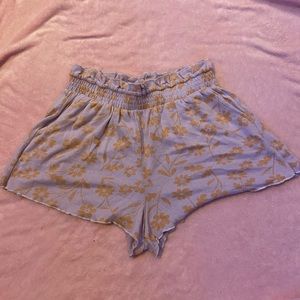 Graphic Summer Short Shorts Medium
